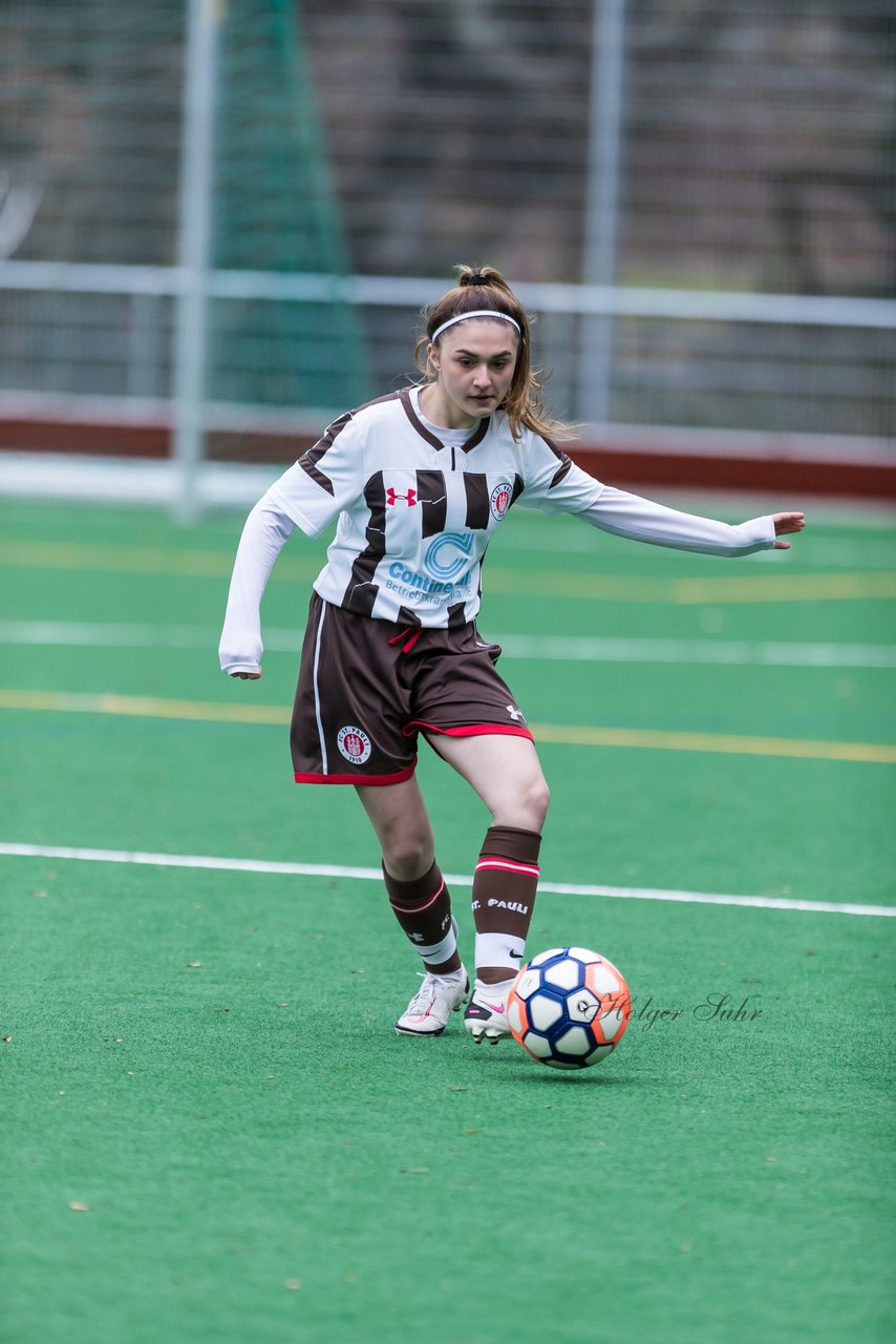 Bild 327 - wBJ VfL Pinneberg - St. Pauli : Ergebnis: 7:0 (Abbruch)